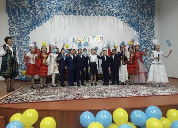 Мектепішілік ән байқауы