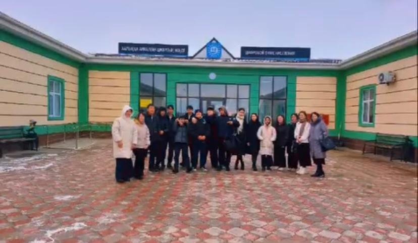 Кәсіби бағдар беру мақсатында "Халыққа қызмет көрсету орталығына" экскурсия