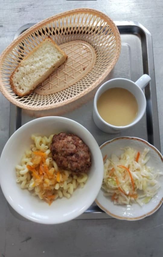 Тегін ыстық тамақпен қамтылған оқушылар ас мәзірі